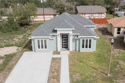 125 Palm Dr, La Joya, TX 78560