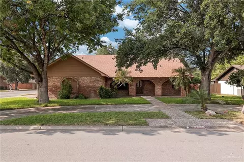 1316 Xanthisma Ave, Mcallen, TX 78504