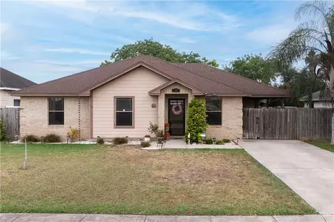 925 Daisy Dr, Los Fresnos, TX 78566
