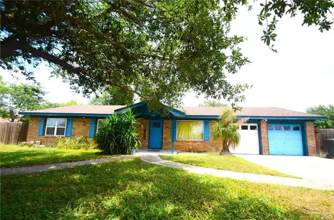 215 E Gomez St, San Juan, TX 78589
