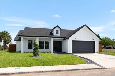 810 W 17th St W, Weslaco, TX 78596