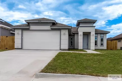 2306 Christian Cir, Harlingen, TX 78550