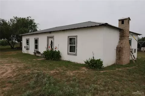 21 1st Ave W #2RD, Monte Alto, TX 78538