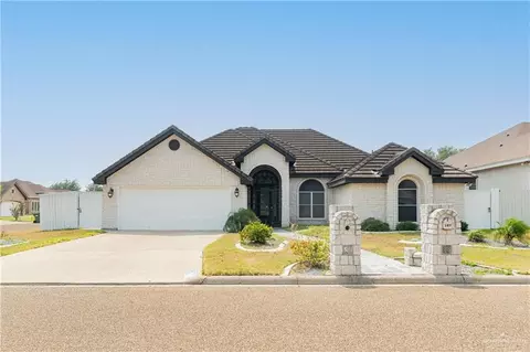 841 Brady Ave, Alamo, TX 78516
