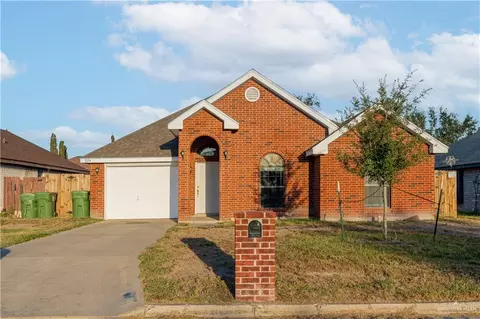 824 N 7 12 St, Alamo, TX 78516