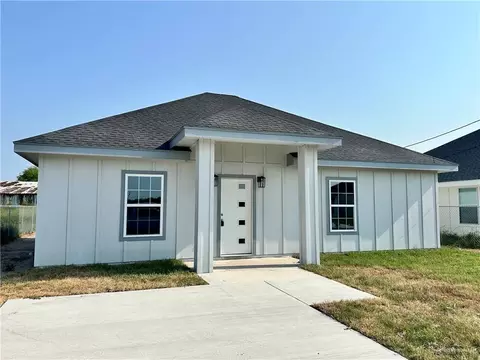 704 Heaven St, Weslaco, TX 78599
