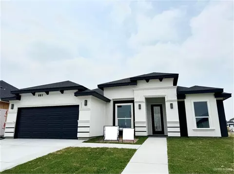 801 Milania Dr, La Feria, TX 78559