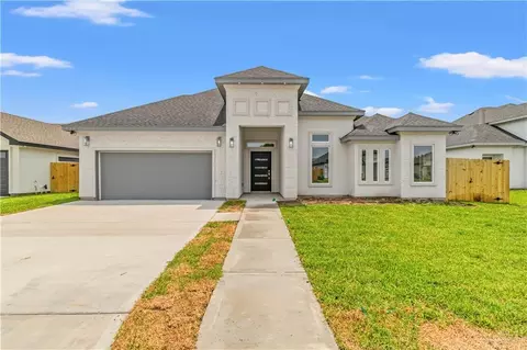 3712 Brook Ln, Weslaco, TX 78599