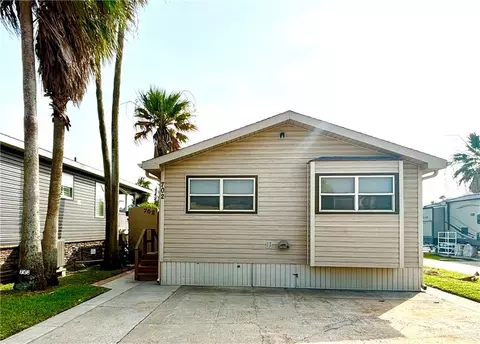702 E Clam Cir, Port Isabel, TX 78578