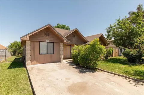 203 Russel Ct, Hidalgo, TX 78557
