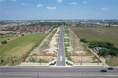 2000 W Violet Dr, Pharr, TX 78577