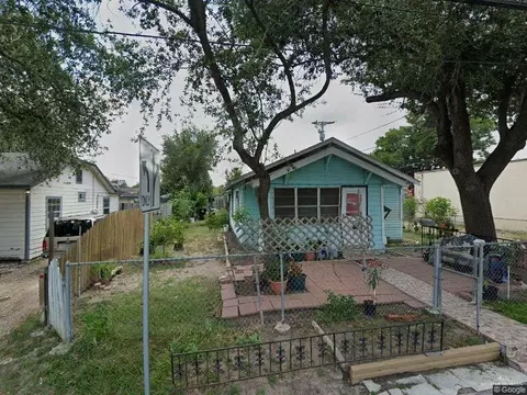 407 W 6th St, Weslaco, TX 78596
