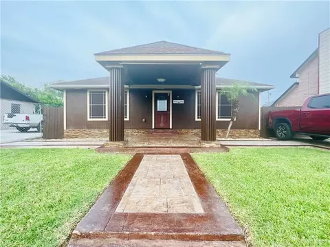 114 N Camino Real St, Mission, TX 78572