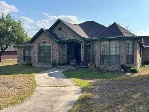 7707 S Cruz Rocha Sr S Cruz Rocha Dr N, Weslaco, TX 78599