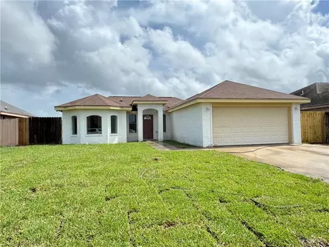 1523 E Gardenia Ave, Hidalgo, TX 78557