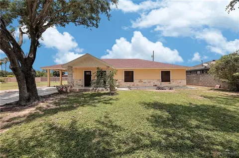 809 Carlos St, Palmview, TX 78572