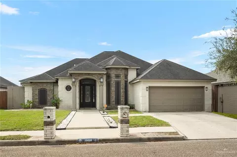 1909 Magnolia St, Mission, TX 78573