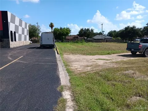 1016 W Monte Cristo Rd, Edinburg, TX 78541