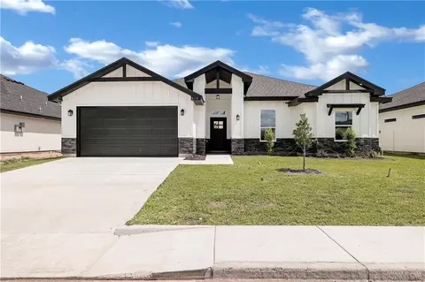 810 Ava Dr, La Feria, TX 78559