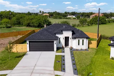 400 Spring Dr, Alton, TX 78573