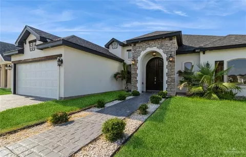 802 W Seminole Ave, Pharr, TX 78577