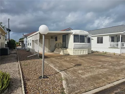 205 Harness Dr, Mission, TX 78574
