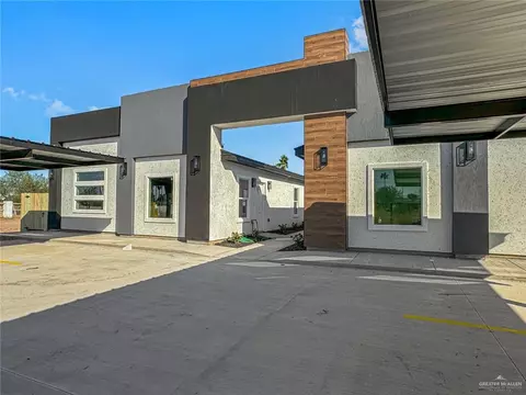 612 Buccaneer Dr, Hidalgo, TX 78557