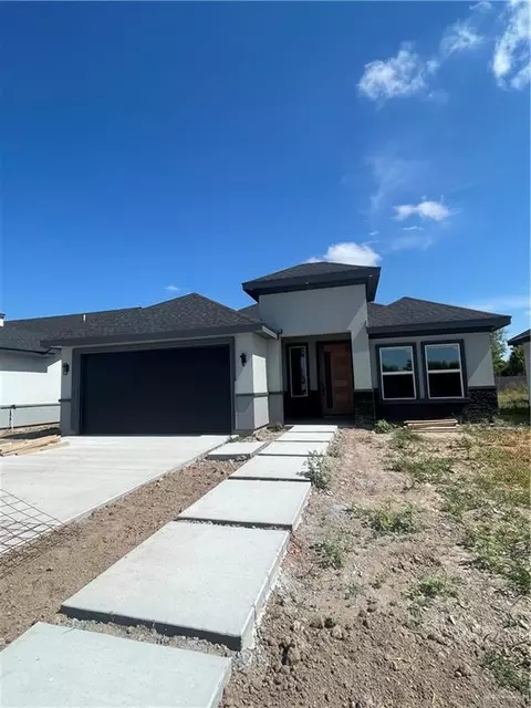 516 Tower Oak Dr, Alamo, TX 78516