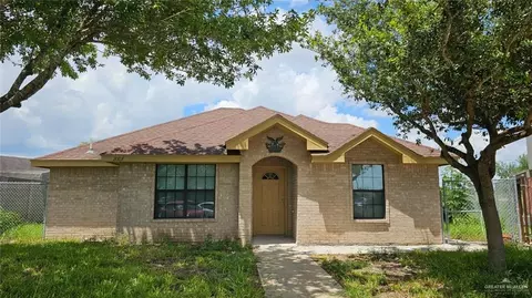 2007 E Bogambilia Ave, Hidalgo, TX 78557