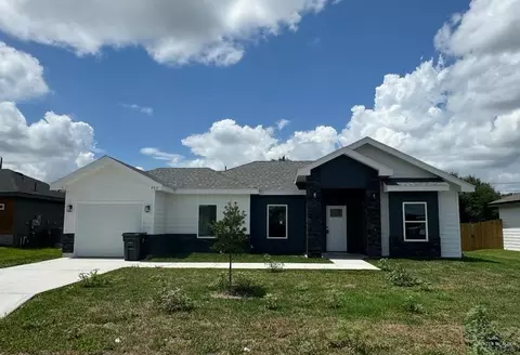 1407 W Drift St, La Feria, TX 78559
