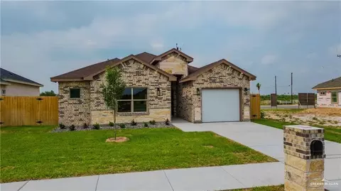 905 E Costa Del Sol Ave, Edinburg, TX 78542