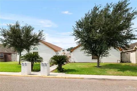 2320 W Candlelight Ln, Edinburg, TX 78541