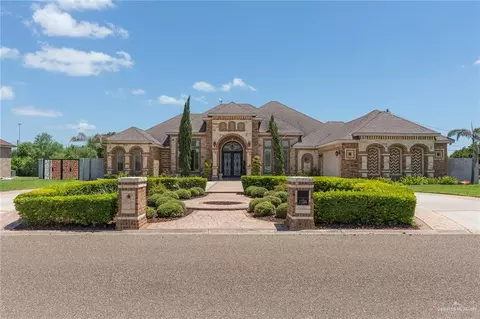 1704 Opal St, Penitas, TX 78576