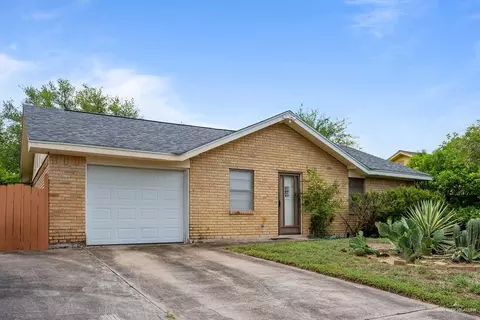 5824 N 26th St, Mcallen, TX 78504