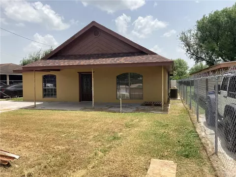 712 E 2nd St, Sullivan City, TX 78595