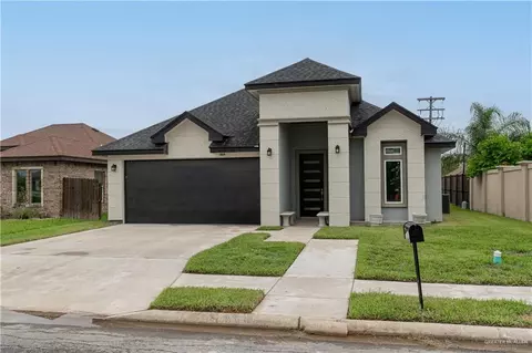 809 W Sebastian Ct, Pharr, TX 78577