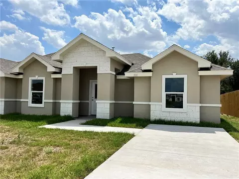 500 Balli Cir, La Feria, TX 78559