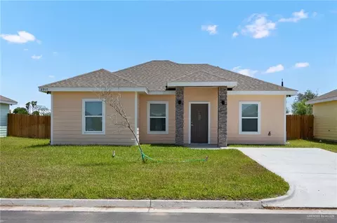 2917 Maria Dr, La Feria, TX 78559
