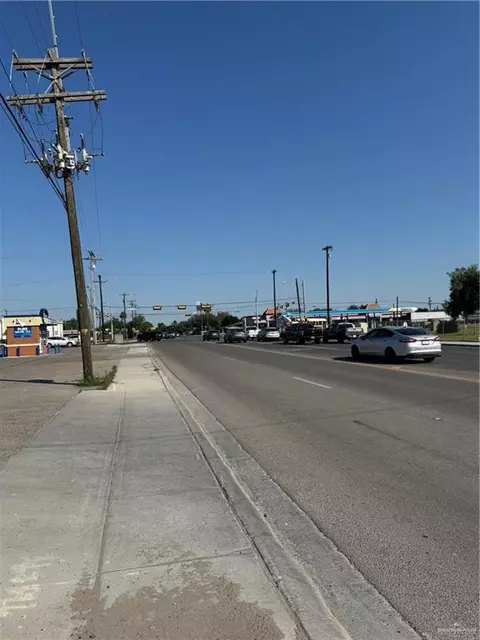 100 W Dicker Dr, Pharr, TX 78577 photo 6