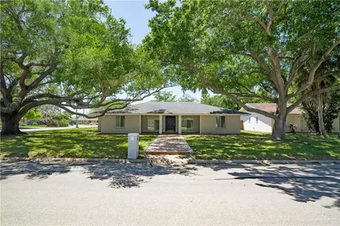 601 Palm Valley Dr W, Harlingen, TX 78552