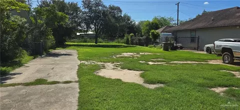 823 S 10th St, Edinburg, TX 78539