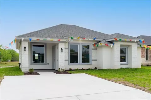 7818 S Palo Verde Cir, Pharr, TX 78577