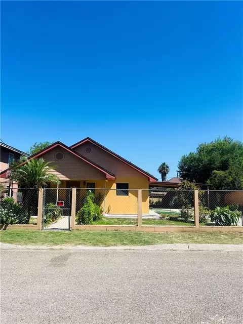 2349 Elaine St E, Roma, TX 78584