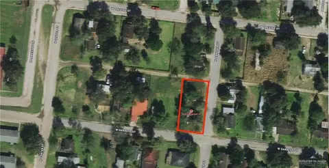400 W Garrett St, Falfurrias, TX 78355