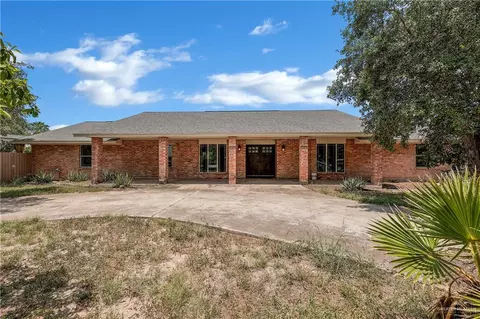 1115 S 8th Ave, Edinburg, TX 78539