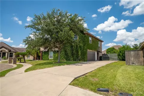 2215 Wagner Ln, Mission, TX 78572