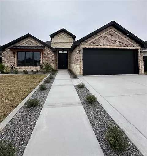 3200 Rabbit Run Ave, Alton, TX 78573
