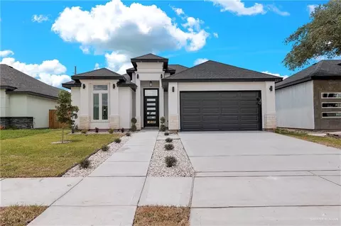 2215 N Woody St, Edinburg, TX 78541