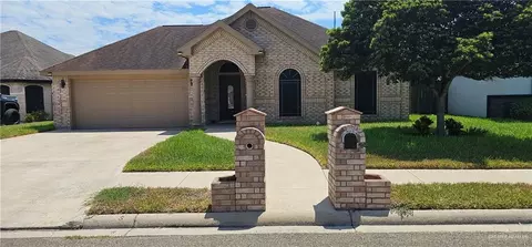 416 E Arapaho Ave, Pharr, TX 78577