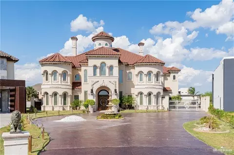 1001 Travis St, Mission, TX 78572